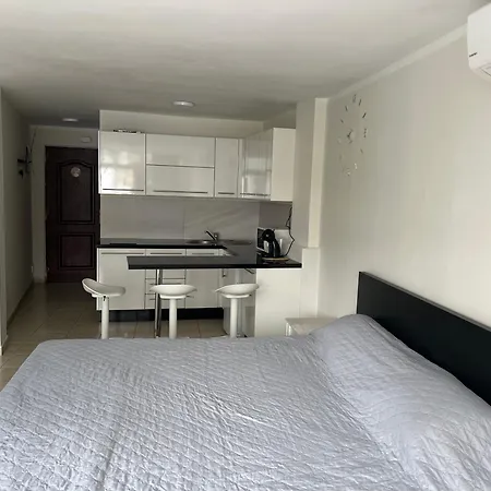 Cristianos Апартаменты Лос Кристианос