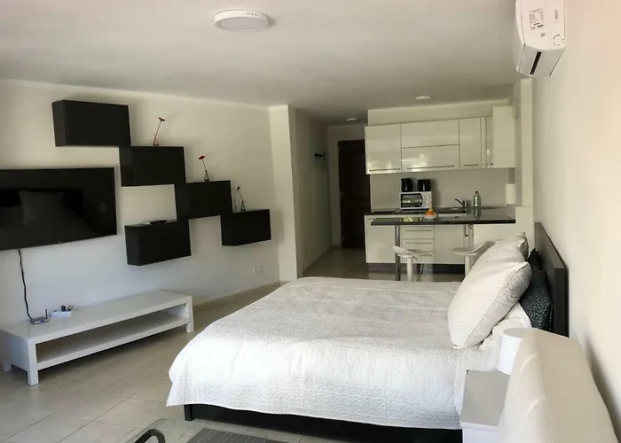 Cristianos Apartamento *